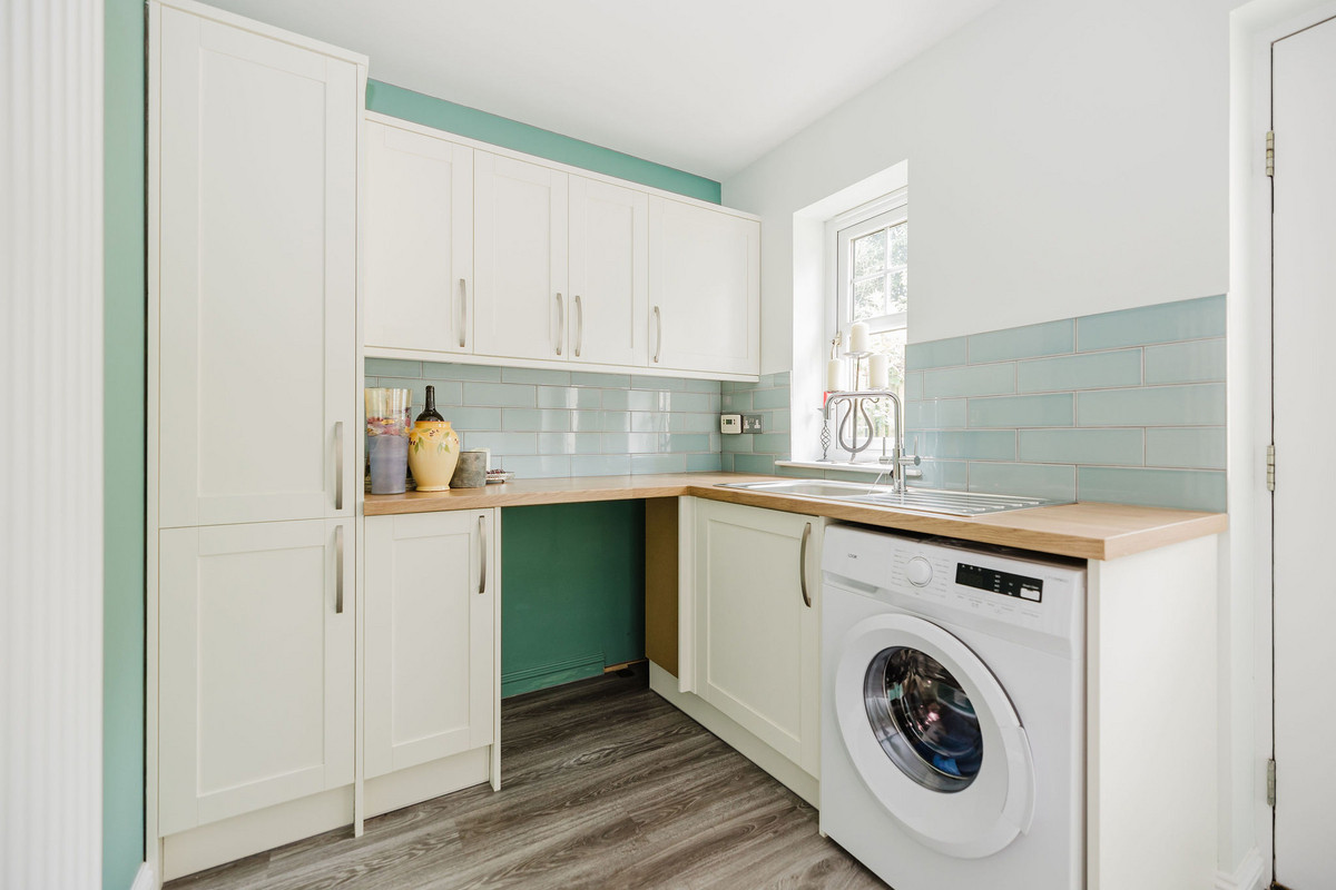 10-UtilityB_36d9-163a-e683-ac85-24f7-a838-e00b-27e8_20240617101305