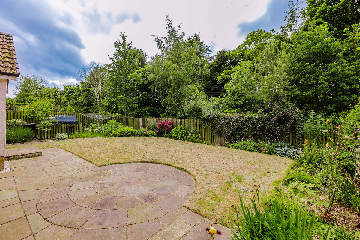 11-BackGardenB_e812-ae4d-225a-cfd0-41ab-c123-992a-8f0f_20240617101312