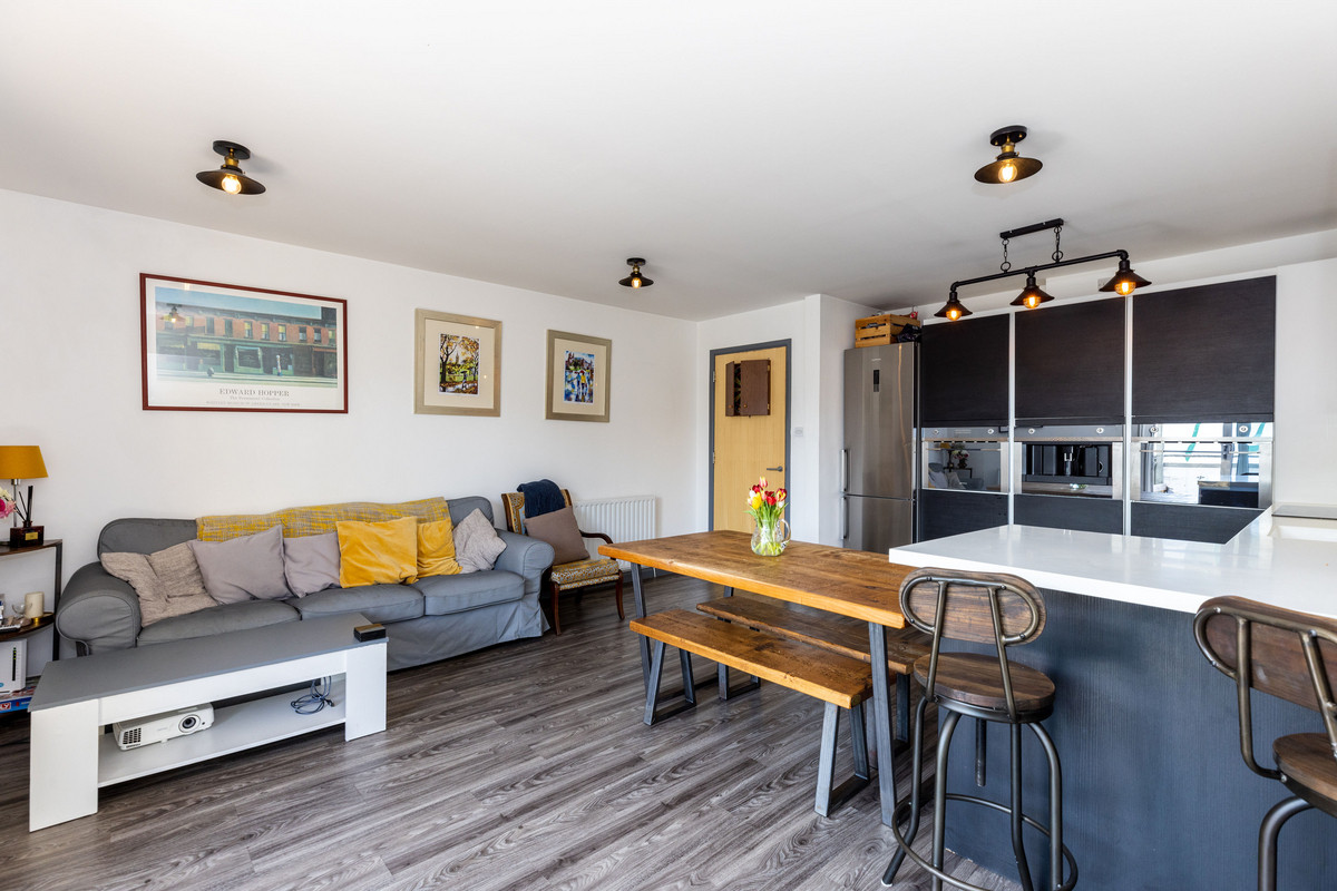 12_9HawkhillClose-04_f4d0-237e-f5c4-c702-dd76-ecee-7a94-ec7b_20230613081956