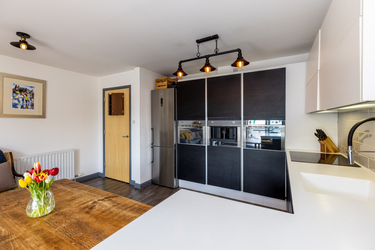 12_9HawkhillClose-11_5be9-8c47-79b3-a099-2134-5e5c-06a9-e590_20230613082010