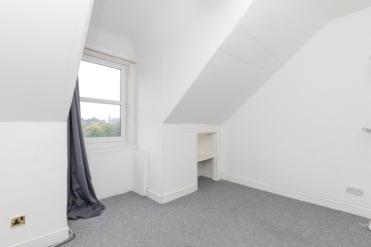 13-BedA_8aa5-272c-aa6e-7a25-3e3f-3c3f-017f-2063_20210928114139