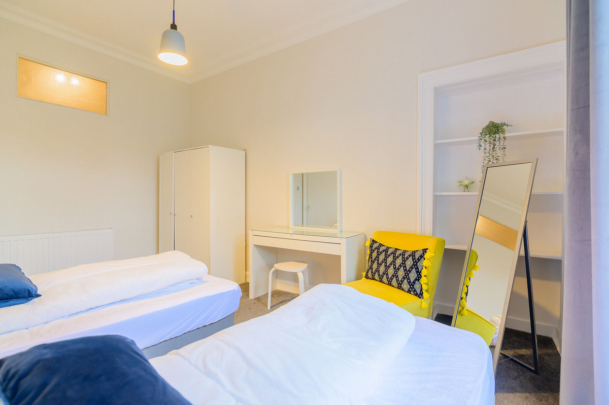 25-6-2F3-PanmurePlac_2939-02df-780a-dee8-1f63-3297-fbd5-06f4_20240416101158