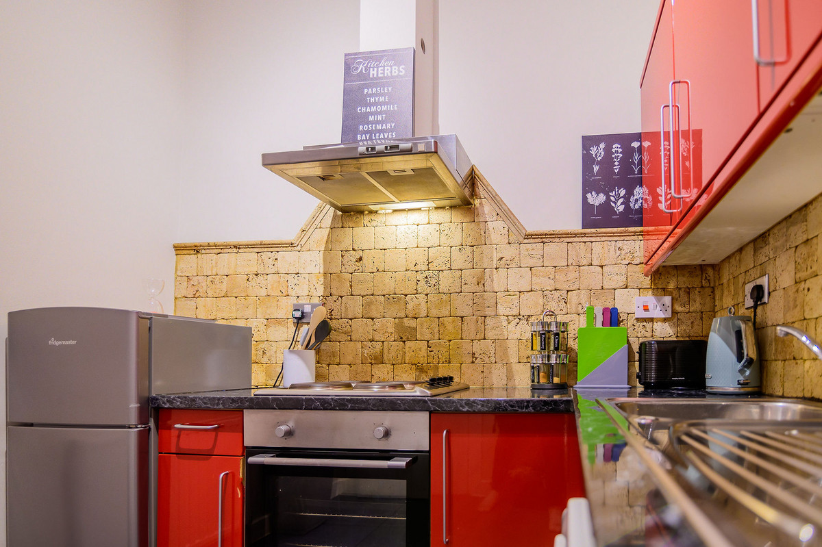 25-6-2F3-PanmurePlac_774e-11e8-5736-cb54-ade2-013a-0394-1a5e_20240416101206