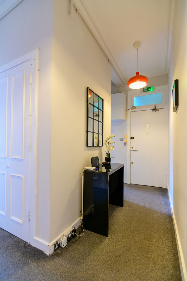 25-6-2F3-PanmurePlac_a6f1-555a-4a71-0675-b793-3218-7fa2-f7a8_20240416101031