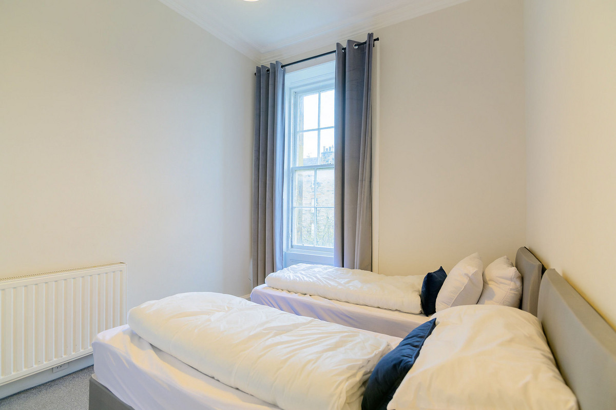 25-6-2F3-PanmurePlac_b43f-af1a-47a9-a342-6616-33b3-483f-8a65_20240416101014