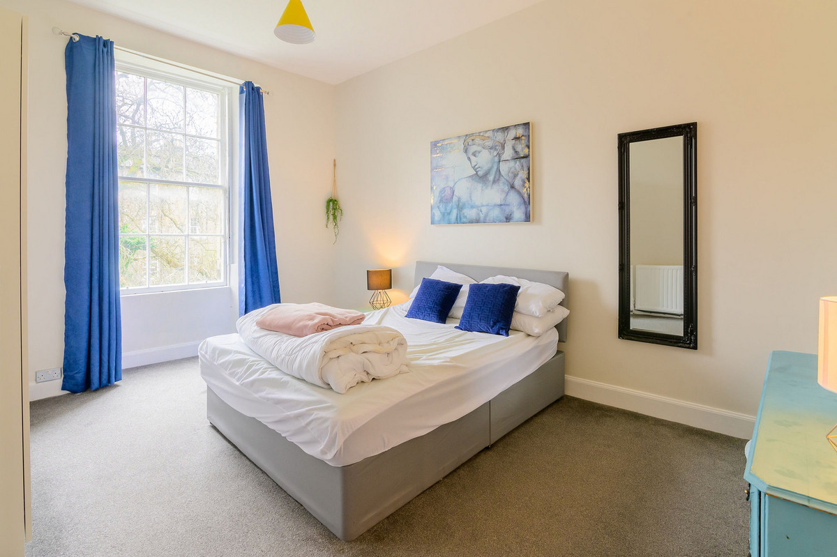 25-6-2F3-PanmurePlac_ba0c-4d47-c381-eb14-31c2-c234-0b33-b97e_20240416101115