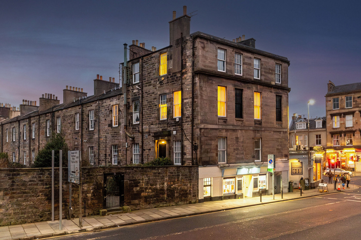 3EastPrestonStreet-4_8660-a8e3-ac20-4c08-2d7c-6fce-43eb-8ed3_20250127105332
