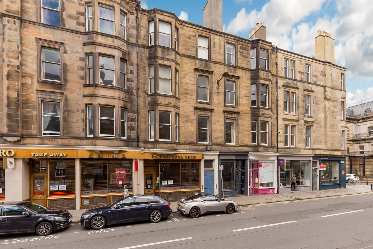 52636_49677_13_Hende_9a58-277b-cae6-568b-1915-effb-5cd1-31b2_20210219075147