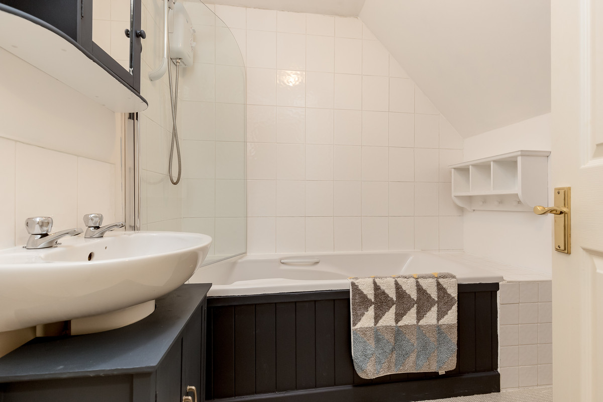 52636_49677_13_Hende_bb0f-a02e-1799-e513-894c-472c-8c1c-c9c9_20210219075219