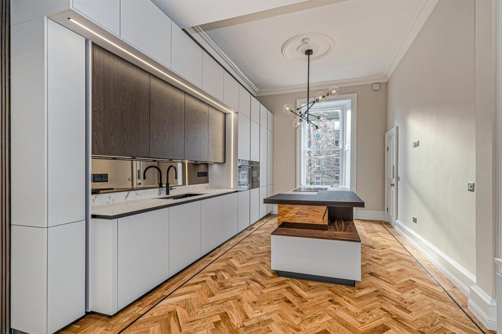 85160_GWE240761_IMG_11_0000