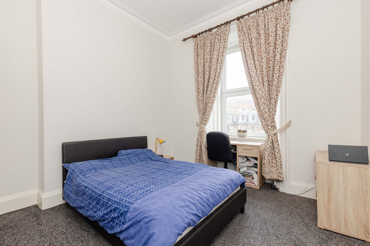 BedTwoA_0760-f9f3-6432-95a1-1568-3f56-5e39-c2aa_20230427074900