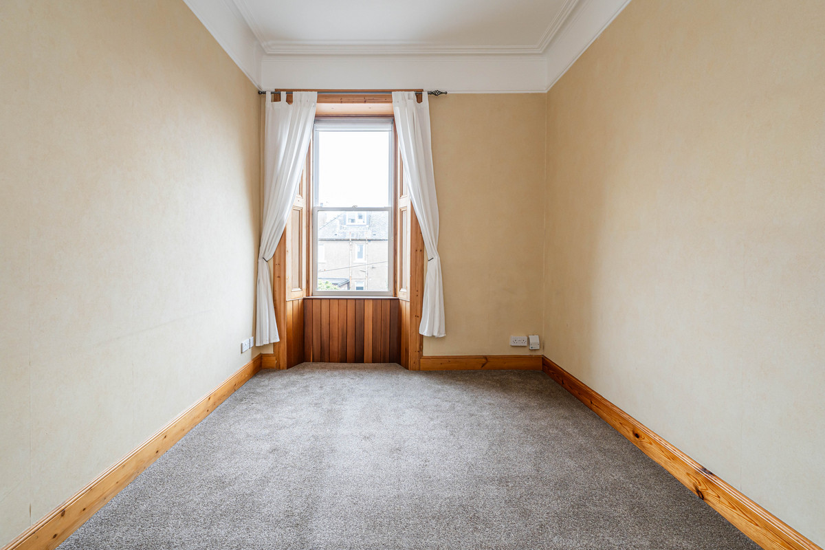 Bedroom-3-4-_2337-1398-81ea-ebcd-50fe-1730-7acf-7b3a_20250225100615