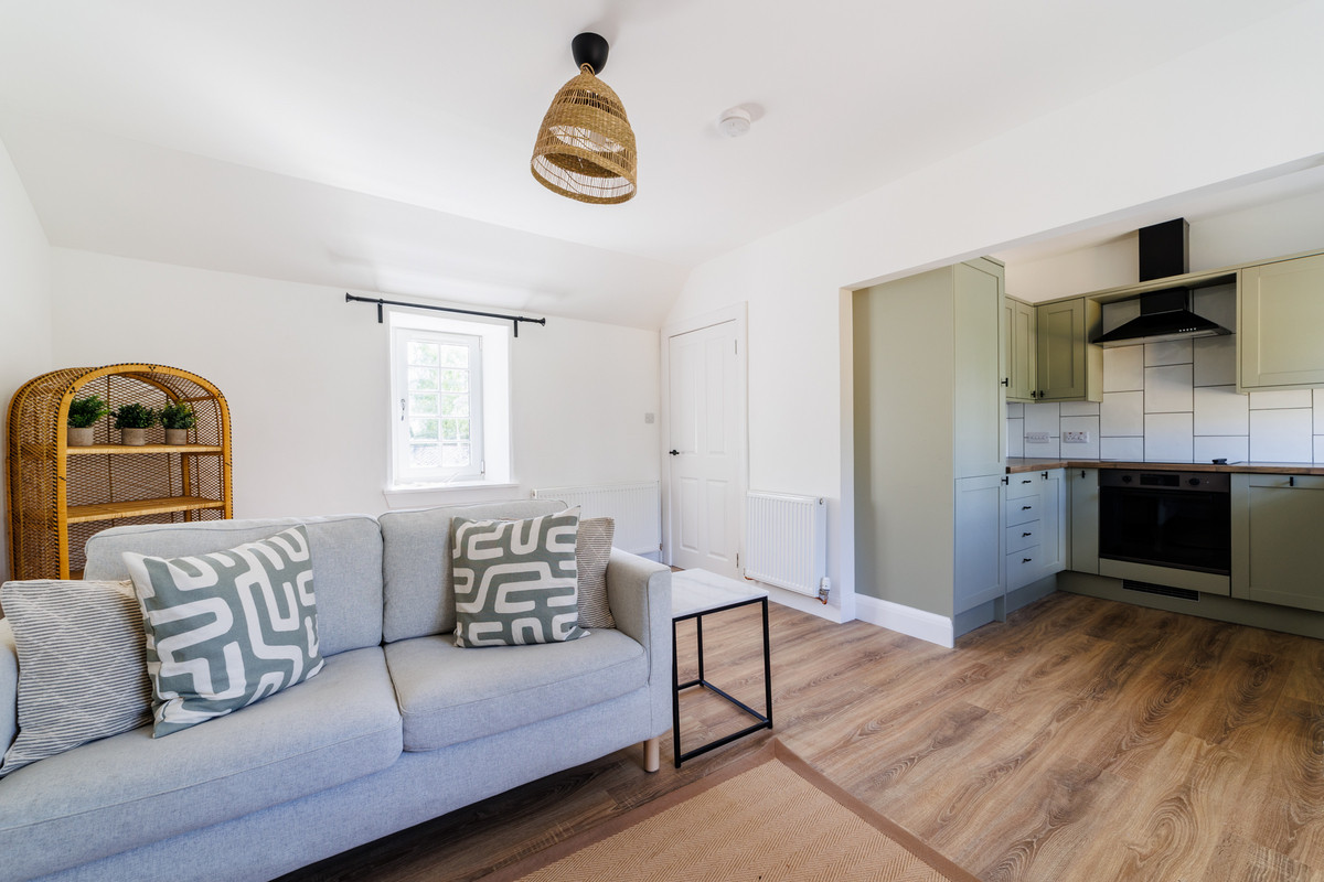 Caputh_09_b9a4-59a0-d352-c0b9-9cf3-9402-6ae0-00d8_20230522110225