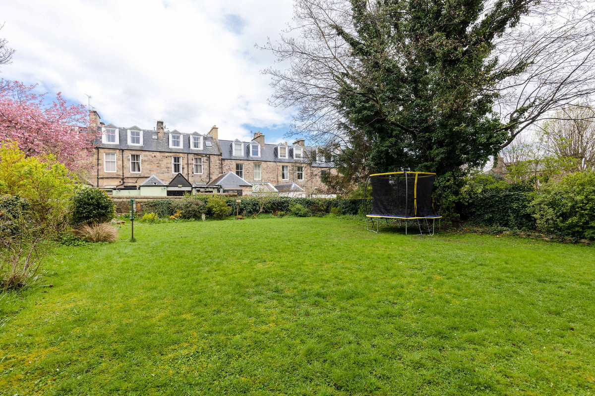 CommunalGardenC_70d0-b67e-a0aa-2787-c712-d21b-afc6-51dd_20230427074915