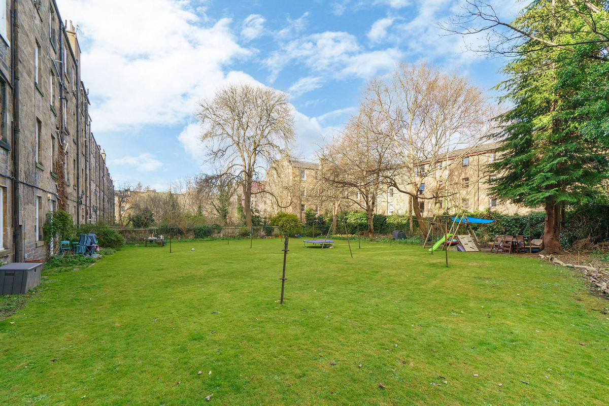 DSC8610_1b2d-1313-5373-7f4e-c30d-530b-412d-37ac_20250402093355