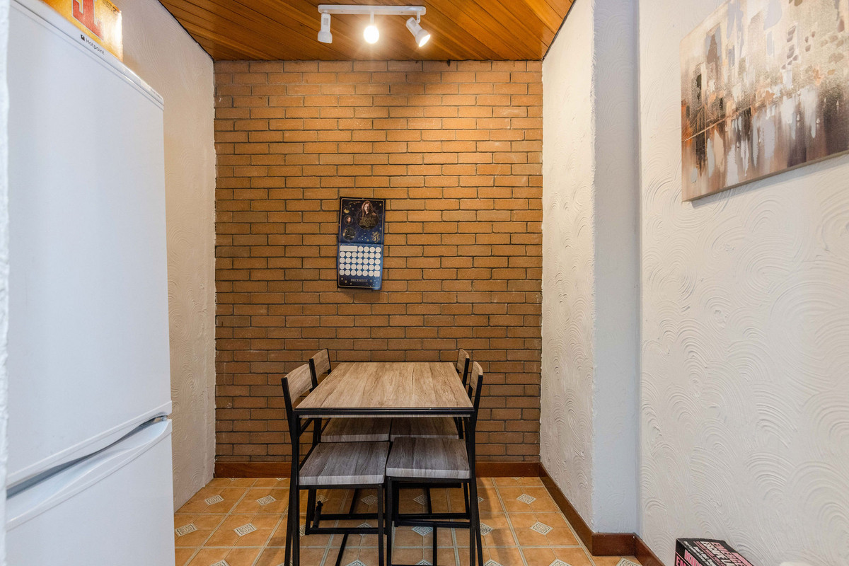 DiningArea_9fcb-cf5a-5398-523c-9e3e-fba6-d3df-167c_20230427074918