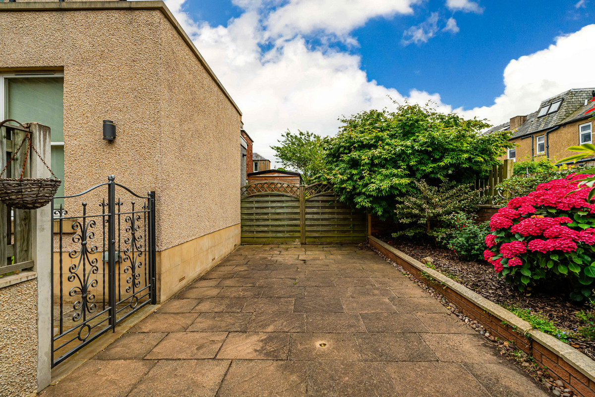 External-Rear_f1ce-125a-154e-f69d-2ad6-a9b3-bce1-e621_20250225100639