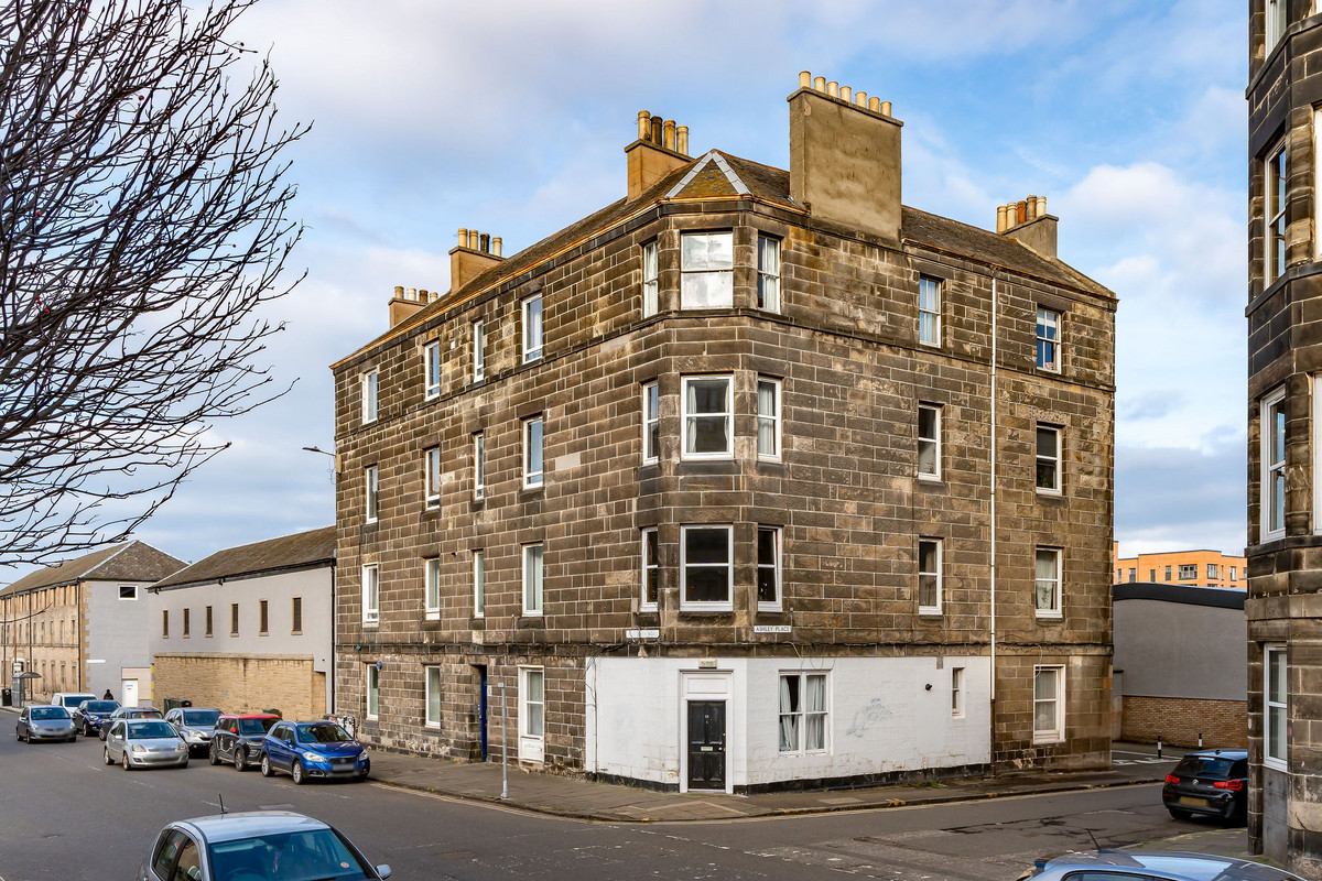 Externals-4_fcf5-38eb-50cd-9a3e-d385-f000-2b5c-2239_20250219112424