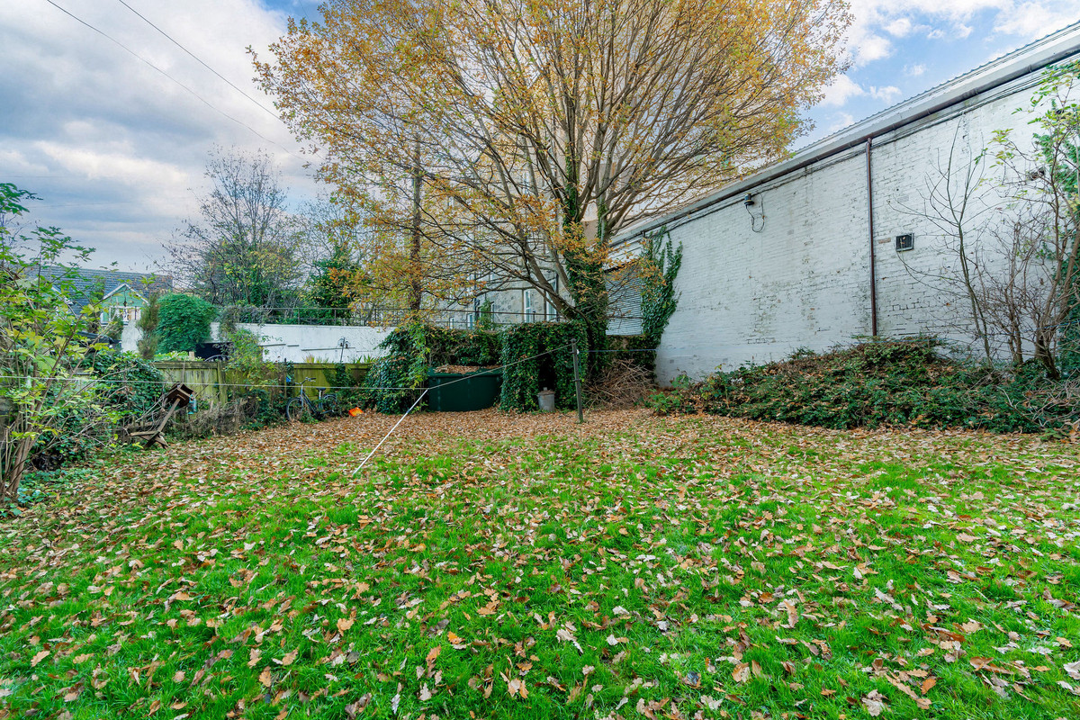 Externals_bbe9-b1f6-0714-4de1-0bf9-2ec5-c249-1858_20241118093656