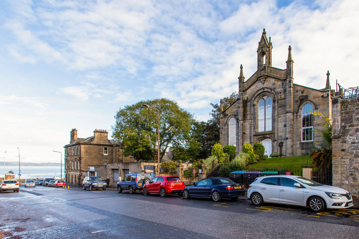 FrontExternal8_081b-cd69-eefc-be52-1f24-be1e-8129-842d_20221020083307