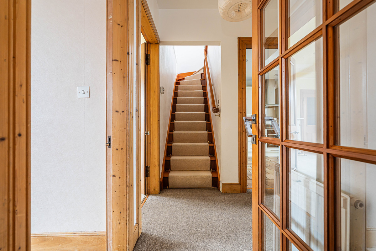 Hall-1-_42e5-a3e6-535c-7b0f-5bba-3915-5cec-1aa7_20250225100820