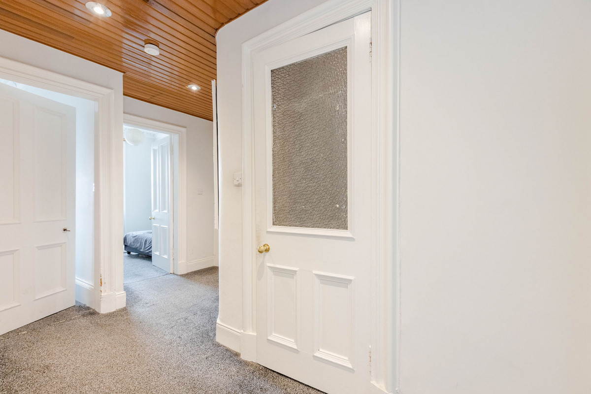 HallB_b9d9-74d2-0f42-774c-57b6-c4ff-2513-2048_20230427074929