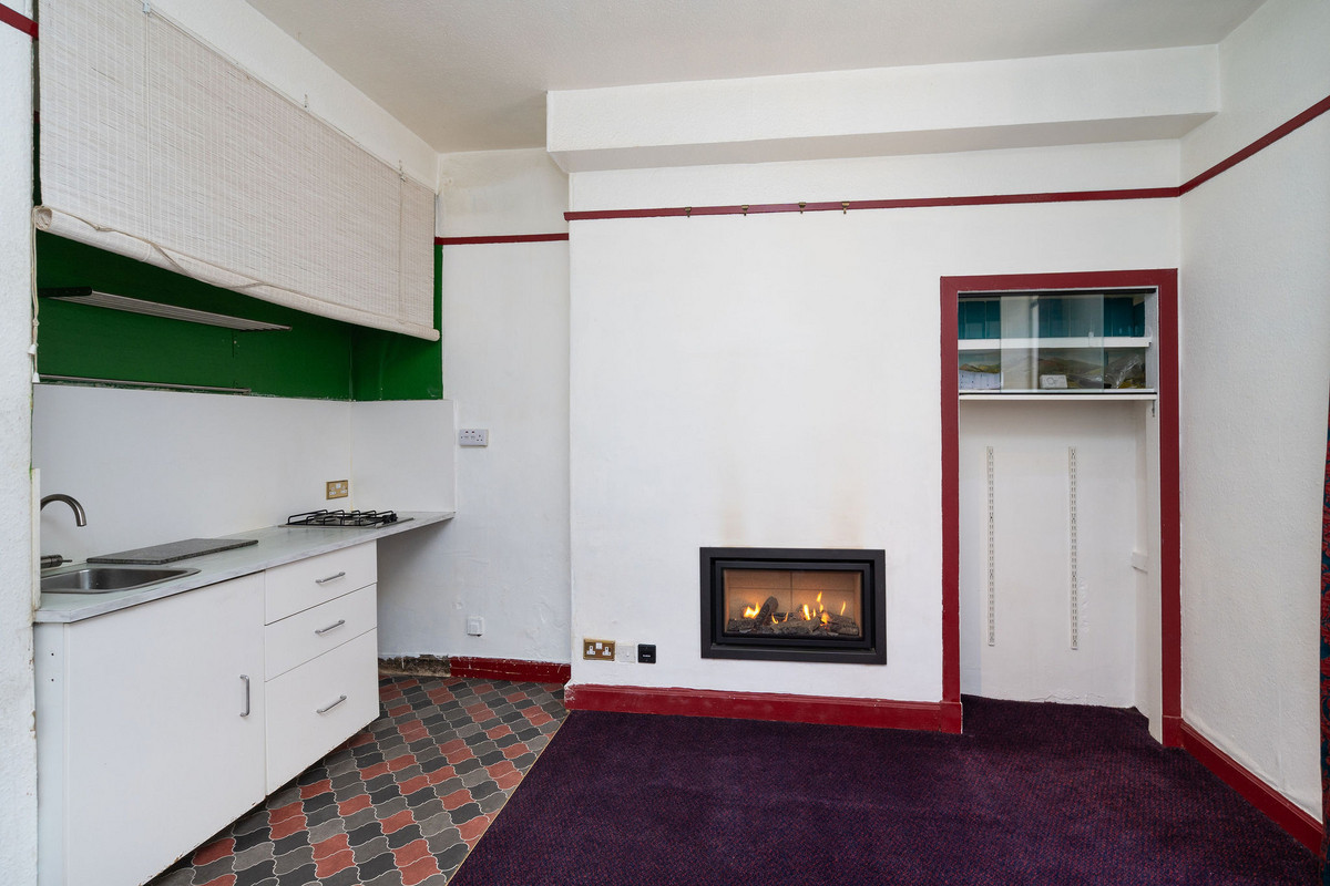 Interior002_ea85-2f26-f671-9244-7ccd-5d43-296e-f481_20250508121806