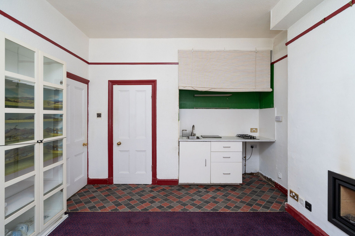 Interior006_a51d-06e4-4930-4505-675e-473b-0f09-00e2_20250508121811