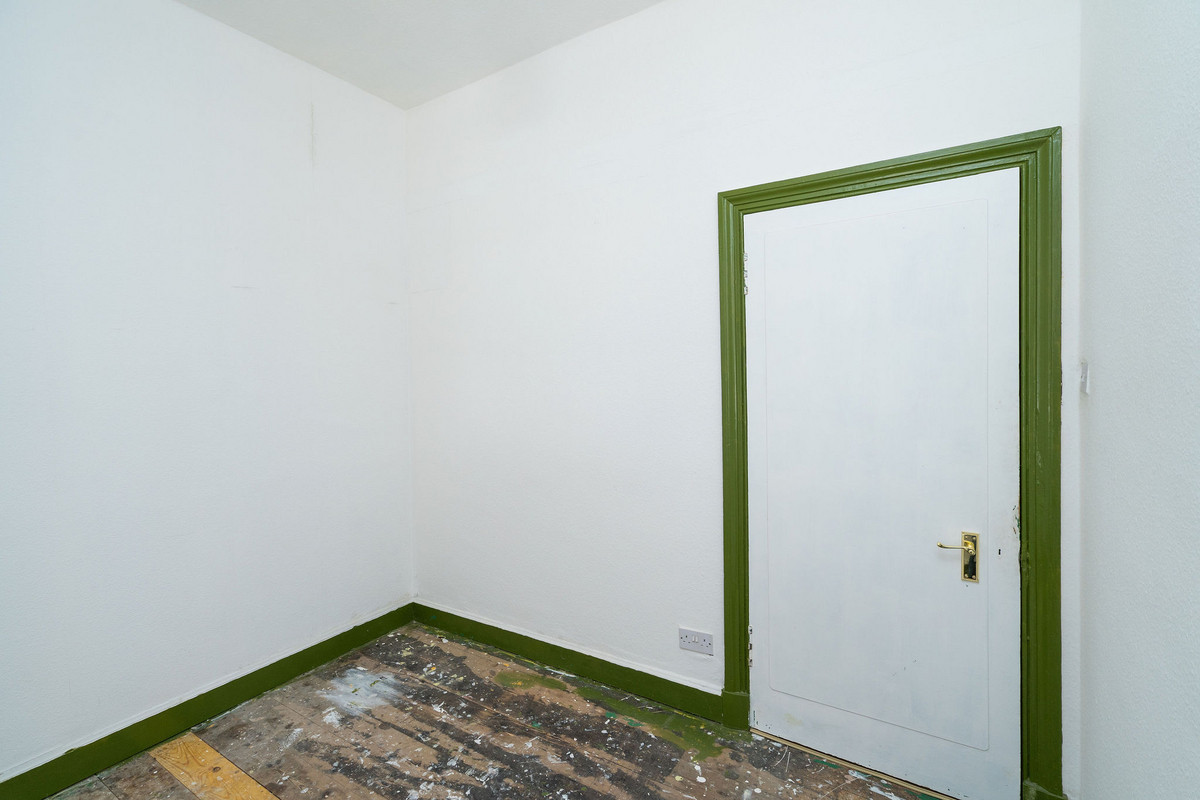 Interior016_138a-4088-6a13-9de3-cb20-6bcb-e958-63cd_20250508121822