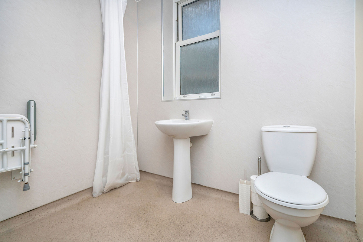 Interior14_30a8-0ba8-46a1-4adb-4199-63b7-b7b0-83e8_20240618083304