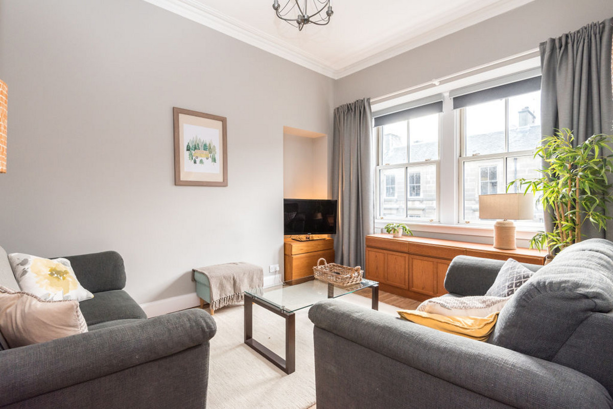 Interior16_aa71-e254-0a23-27db-ff87-fe12-c4a1-25b5_20221020020411