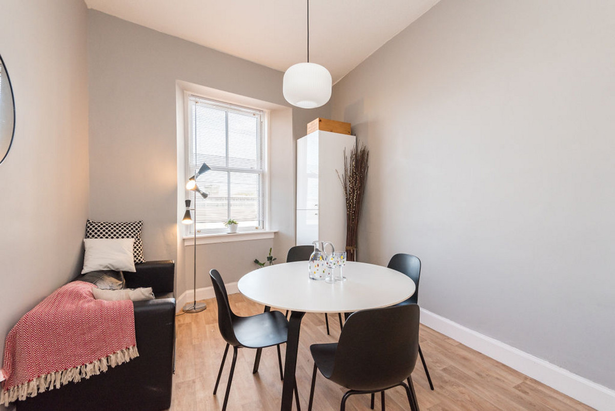 Interior1_cef2-54e9-325a-74ab-67f1-6dd1-b770-031b_20221020020352