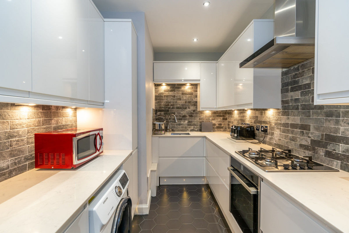 Interiors-12_1162-9b88-22a7-da05-95cb-dbc5-af4d-74ac_20230117115416