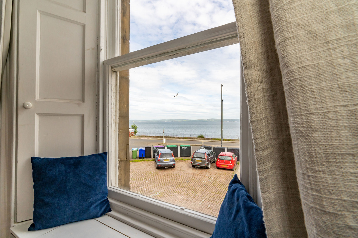 Interiors-14_de43-3147-d344-023b-8c00-4b6a-8f74-8905_20230526082205