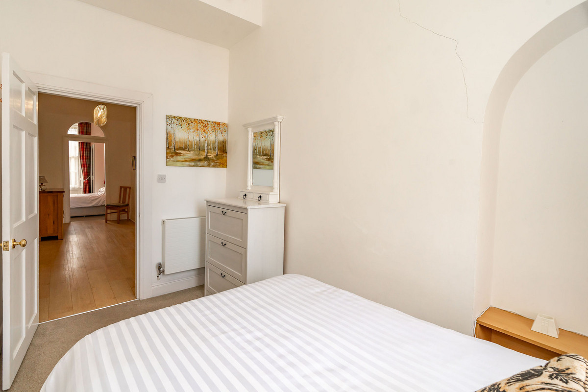 Interiors-41_b8c5-ced9-8490-4b73-c33b-f4f4-79c3-d391_20240506114457