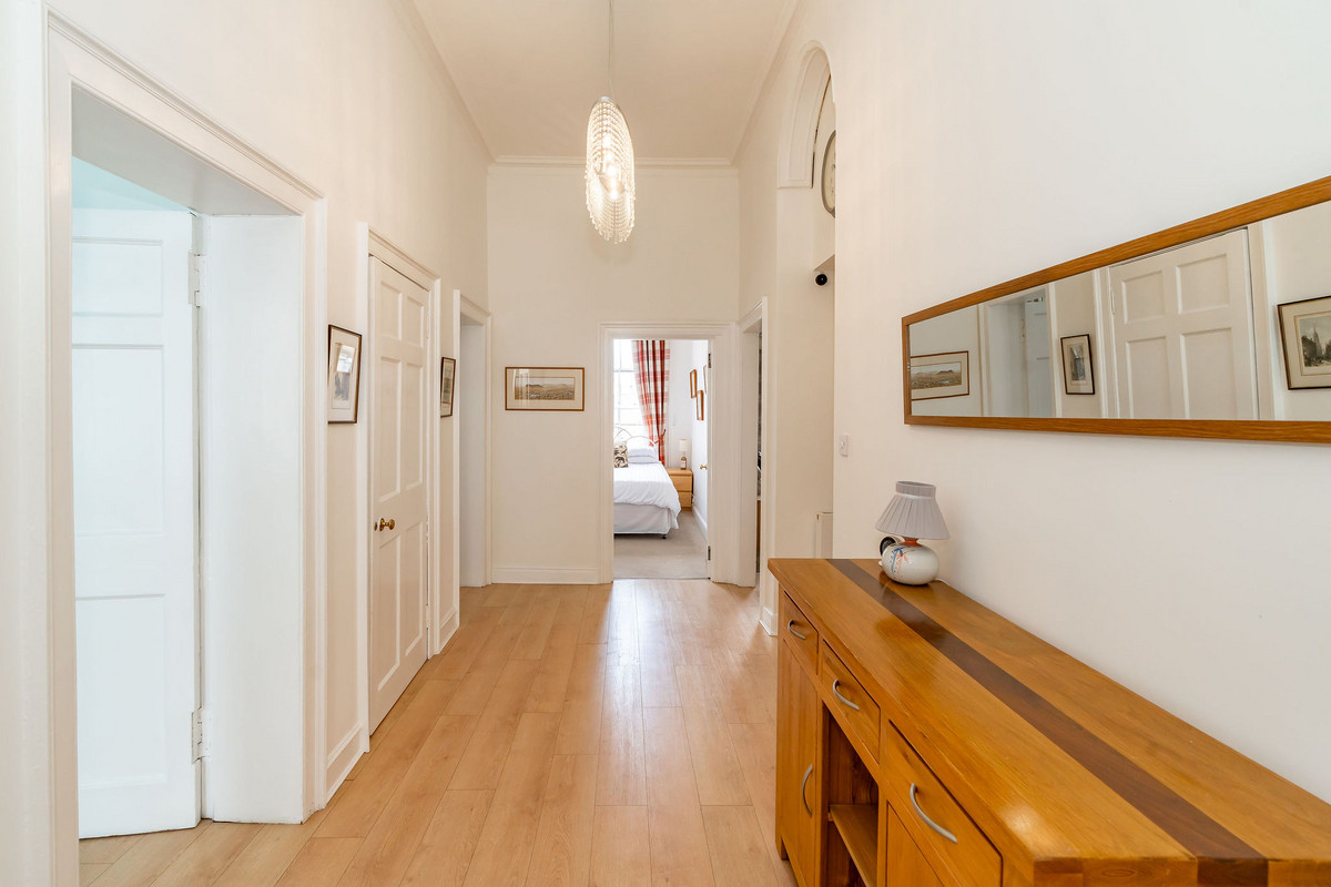 Interiors-48_9e42-1a91-1f1e-778d-326e-2c9d-3c25-13f2_20240506114509