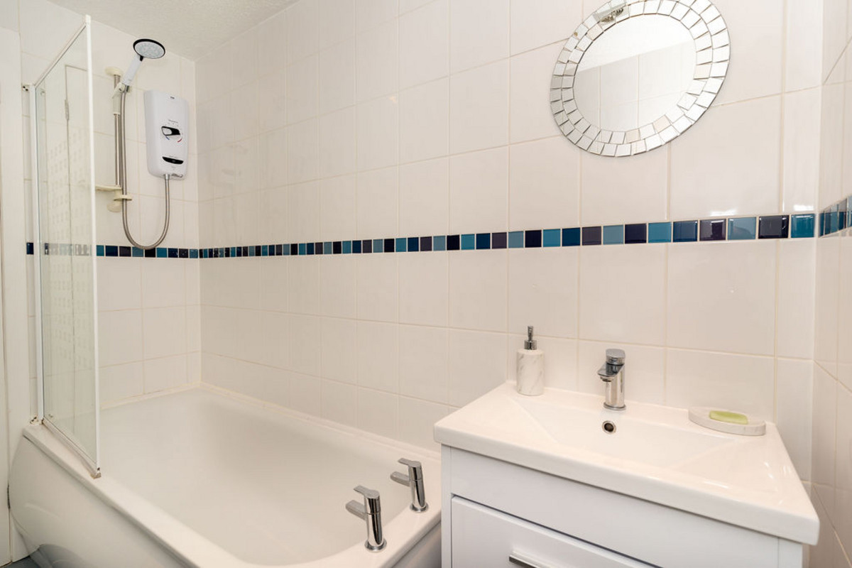 Interiors_-13_ce0f-77ed-7b23-009b-9d11-3036-84bb-da55_20210923111750