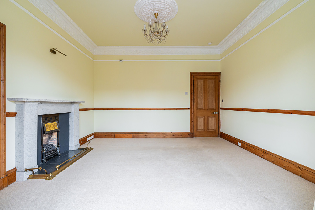 Lounge-7-_b002-e69c-dc99-1704-5dbb-df17-d855-323e_20250225100916