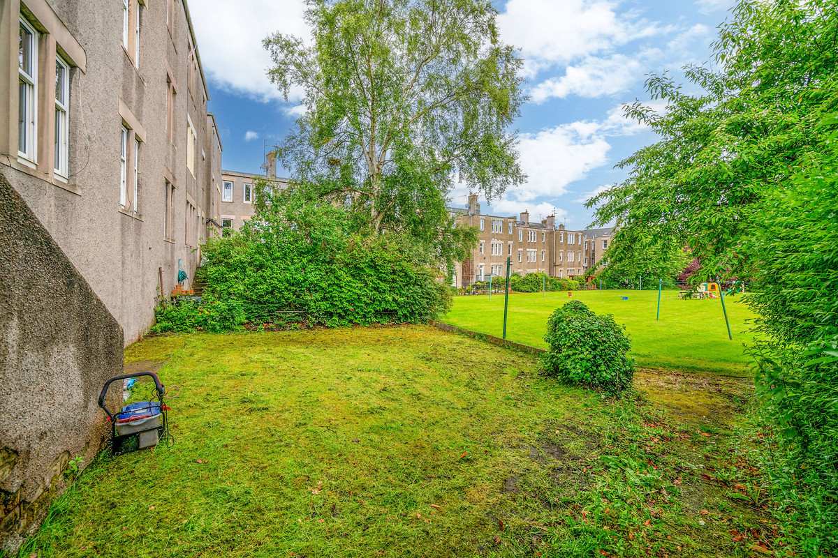 Rearexterior06_b9b0-832d-3270-a96f-40fd-446b-5ffc-2432_20240618083359