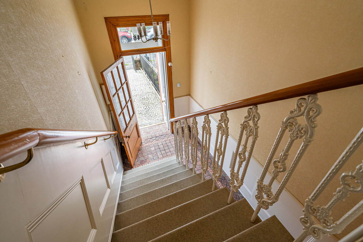 Stairs-2-_603c-d246-9474-2a0b-f307-bef9-5ef1-a537_20250225101136