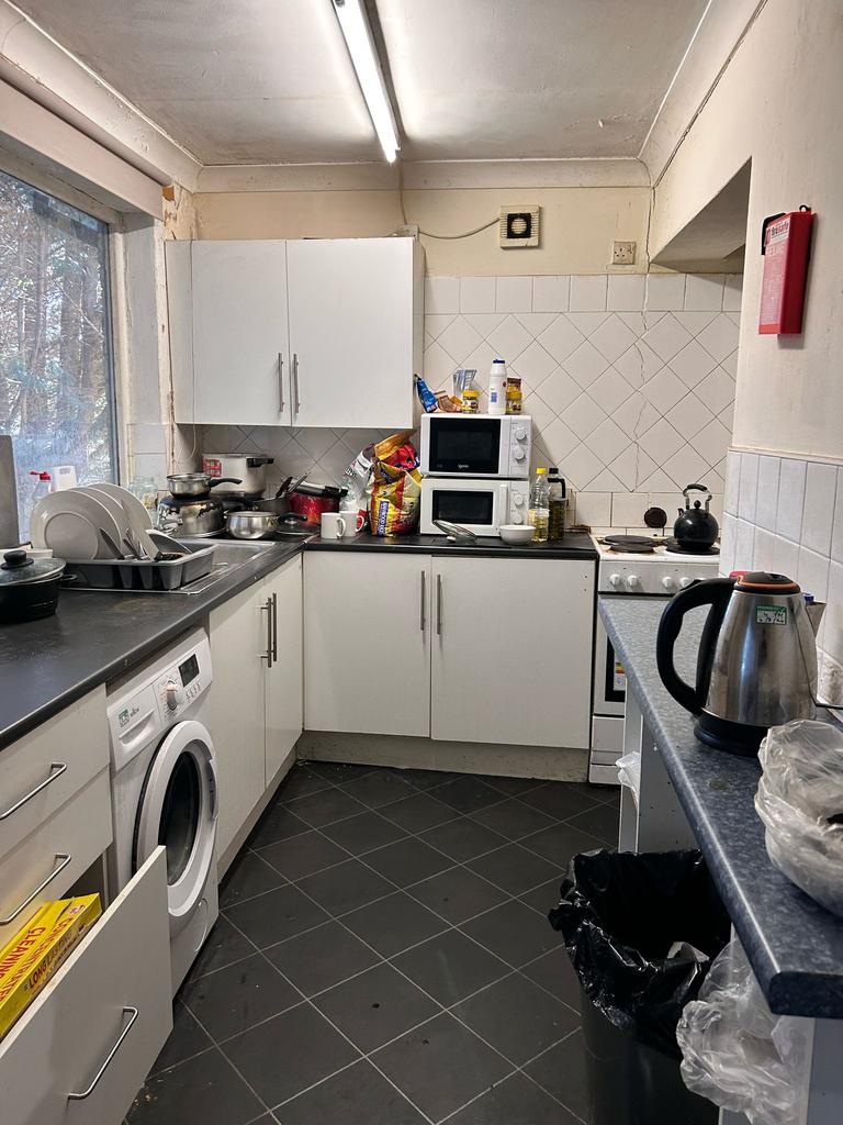 image-1-1024×1024-197